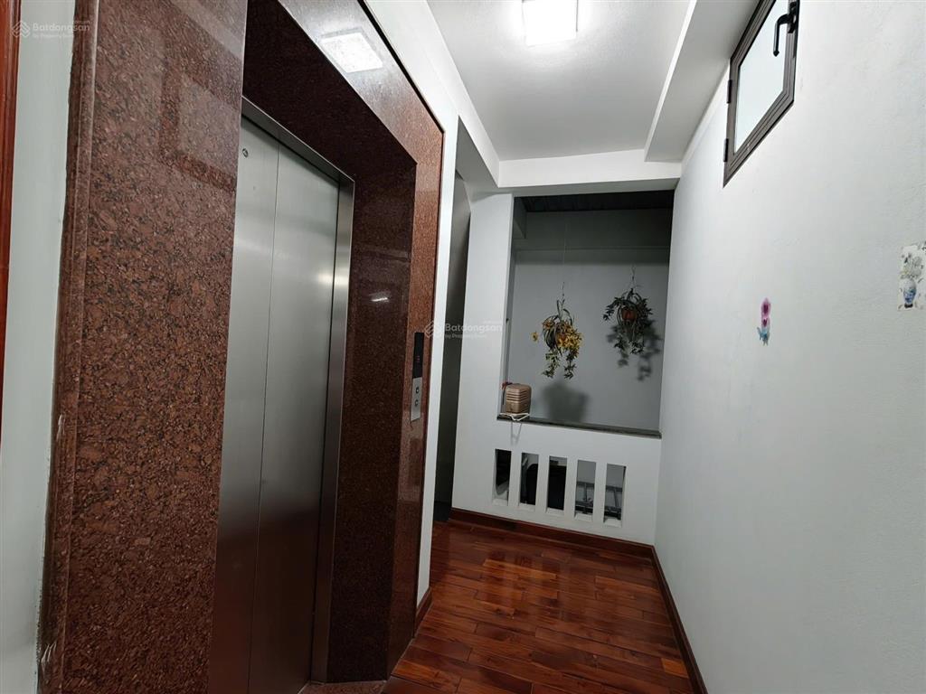 Bán lk dọc bún 1 kđt văn khê dt 50m, 7 tầng có thang máy hoàn thiện đẹp