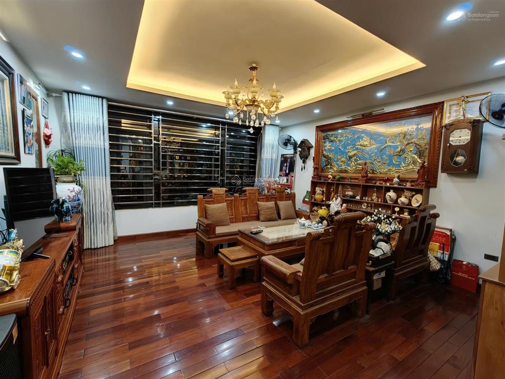 Bán lk dọc bún 1 kđt văn khê dt 50m, 7 tầng có thang máy hoàn thiện đẹp