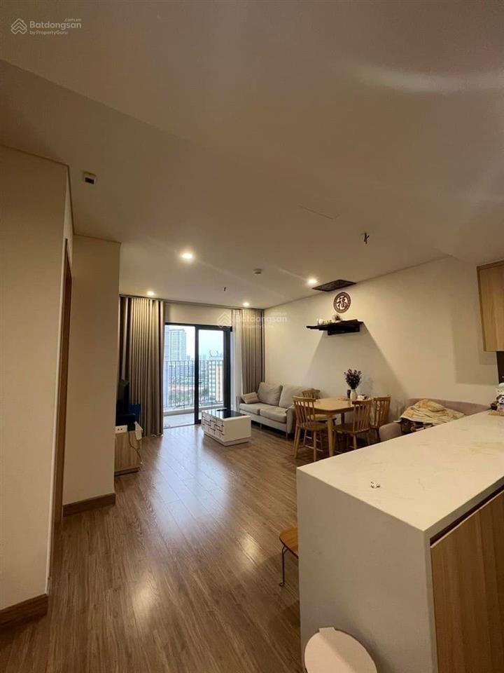 Bán nhanh ch 2pn  có slot ô tô  view hồ chung cư sky park tôn thất thuyết. xem nhà 0915 939 ***