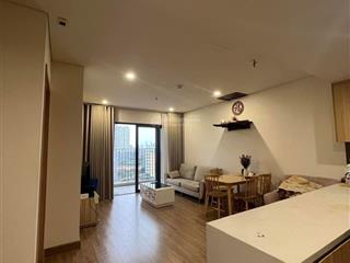 Bán nhanh ch 2pn  có slot ô tô  view hồ chung cư sky park tôn thất thuyết. xem nhà 0915 939 ***
