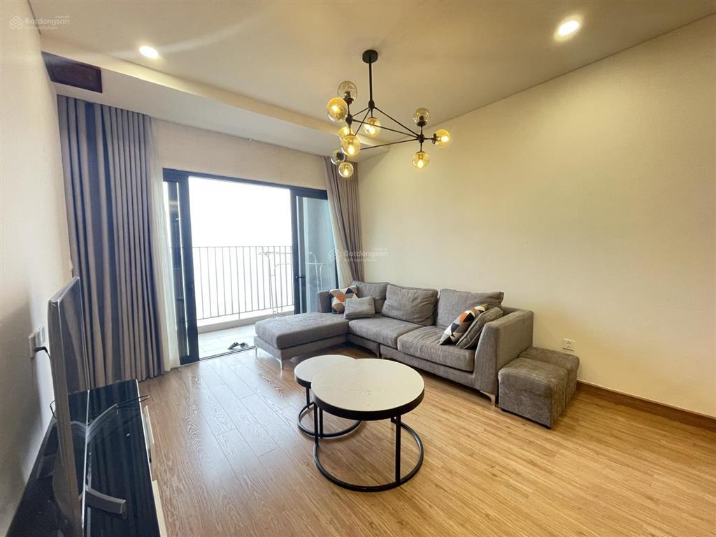 Bán nhanh ch 2pn  có slot ô tô  view hồ chung cư sky park tôn thất thuyết. xem nhà 0915 939 ***