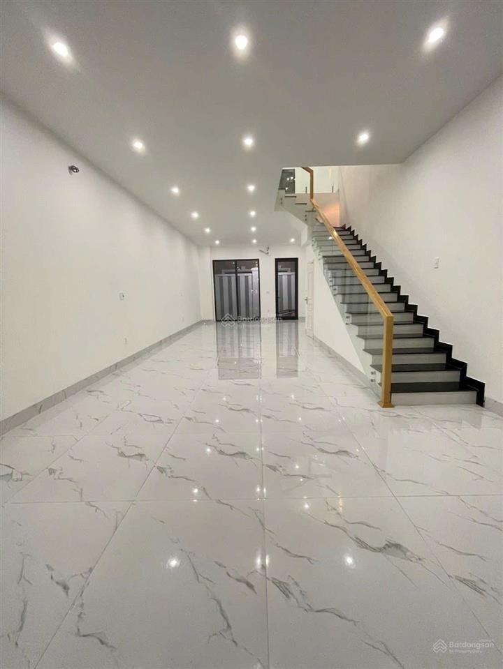 Cho thuê gấp 4tr/th shophouse 75m2, 1pn, 1wc tại hùng vương, đông hà, quảng trị