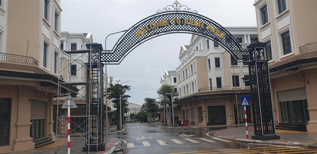 Cho thuê gấp 4tr/th shophouse 75m2, 1pn, 1wc tại hùng vương, đông hà, quảng trị