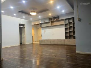 Cho thuê ch chung cư tòa 17t đường hoàng đạo thúy, 160m, 4pn, nt cơ bản 17tr/th,  0987 459 ***