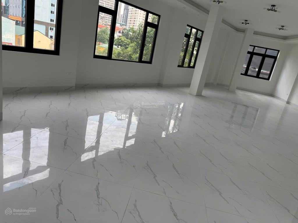 Cho thuê nhà mặt phố nguyễn thị địnhhoàng ngân 120m2 x 4 tầng, thang máy. giá 100tr.  0987 459 ***