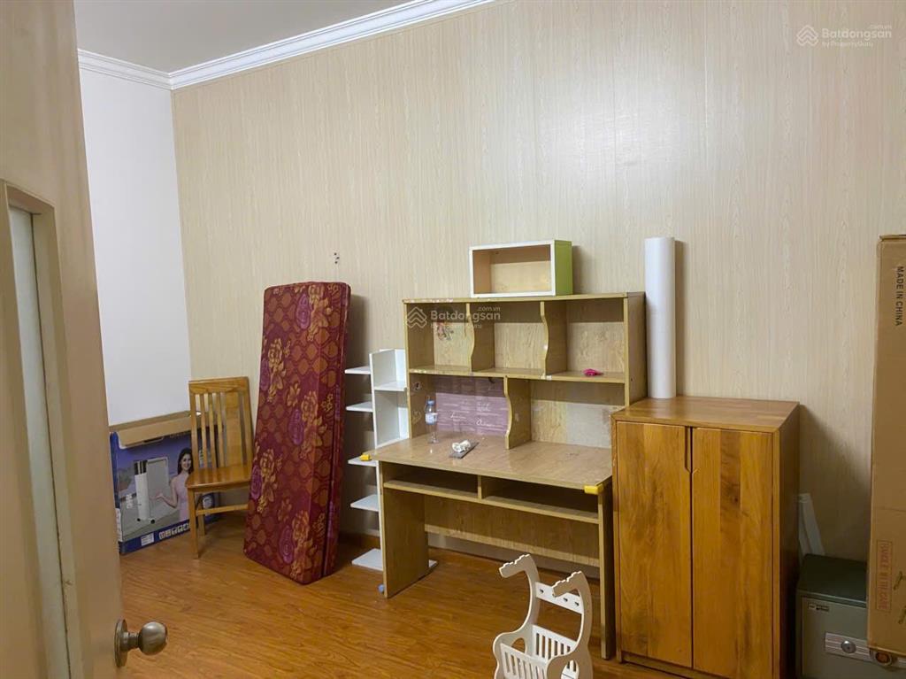 Cho thuê nhà riêng trong ngõ 204 trần duy hưng,40m2 x 4t, 4pn.full đồ giá 15tr/tháng. 0987 459 ***