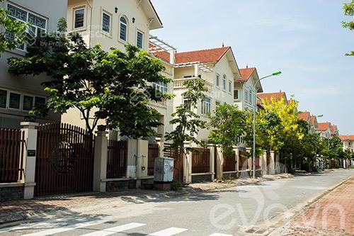 Cho thuê btlk làng việt kiều châu âu hà đông 140m2 4 tầng, nhà mới hiện đại. 40tr/th