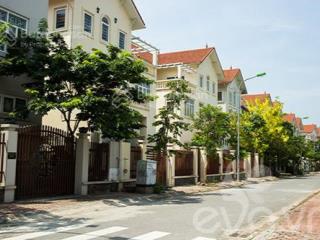 Cho thuê btlk làng việt kiều châu âu hà đông 140m2 4 tầng, nhà mới hiện đại. 40tr/th