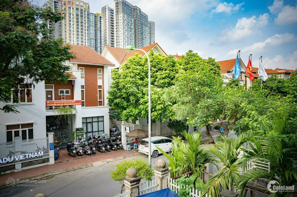 Cho thuê btlk làng việt kiều châu âu hà đông 140m2 4 tầng, nhà mới hiện đại. 40tr/th