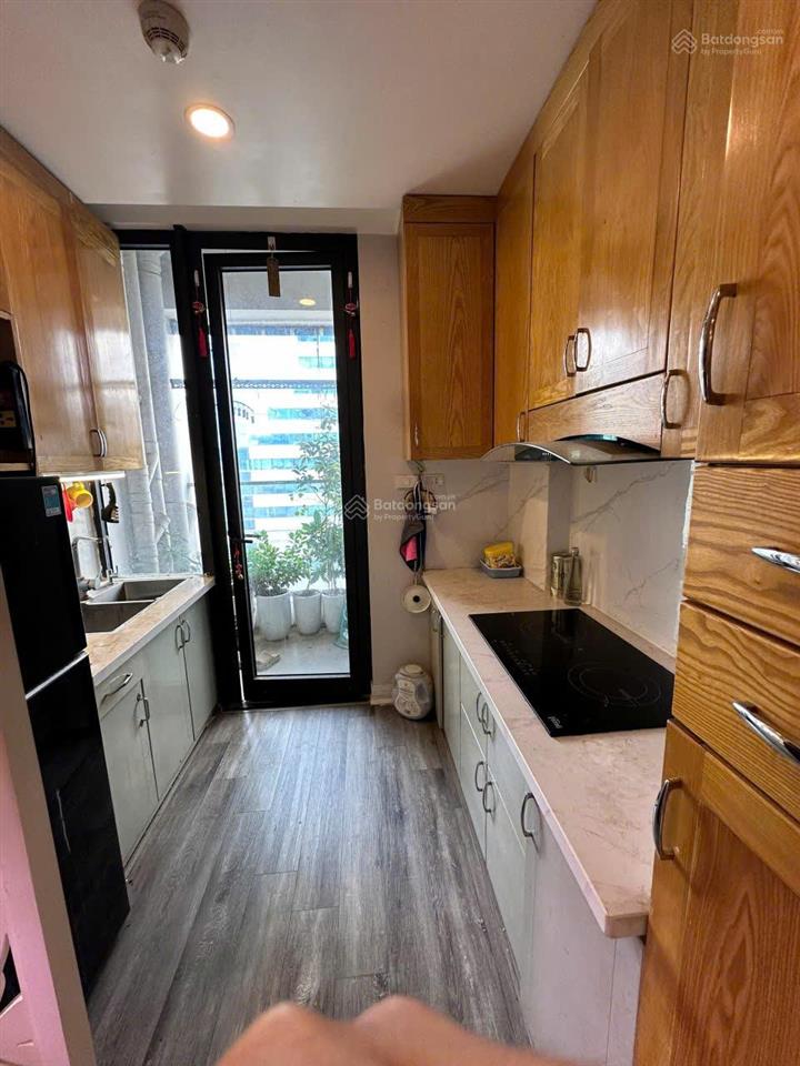 Chính chủ cho thuê ch le capitole 27 thái thịnh, 95m2, 3pn, 2vs. giá 21tr. ful đồ. 0987 459 ***
