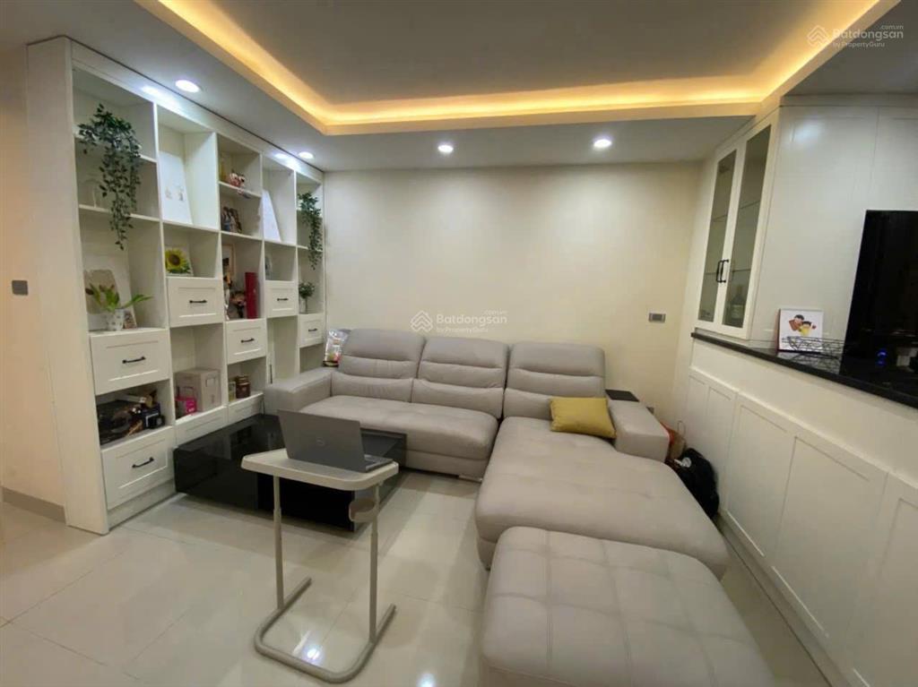 Cho thuê căn hộ golden land nguyễn trãi, 130m, 3pn, nội thất full, giá 15tr.  0987 459 ***