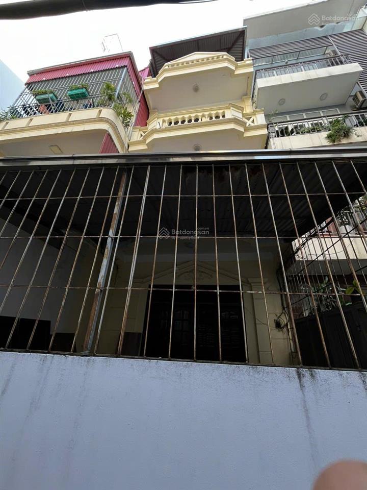 Bán nhà riêng số 21 ngõ 269 lạc long quân 80m2, cách mặt phố lạc long quân 30m, cách hồ tây 100m