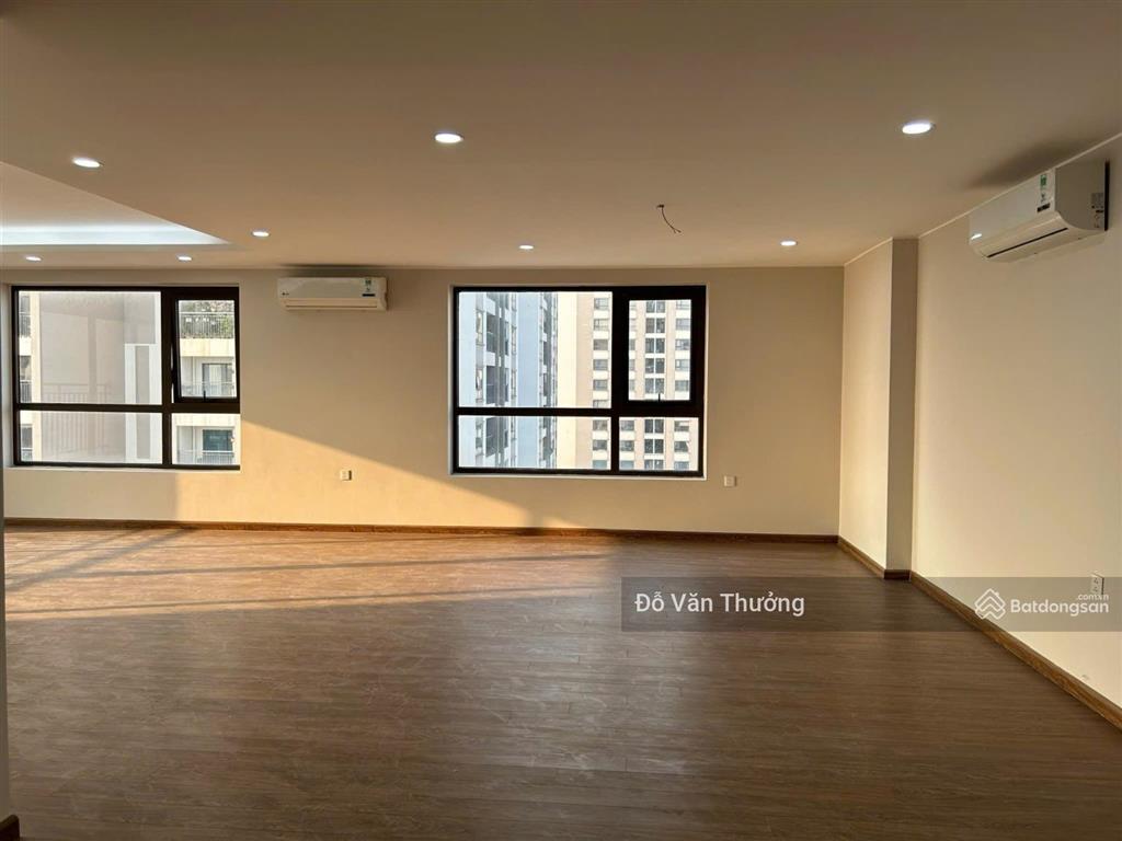 Chuyển nhượng căn hộ udic westlake 168m2, view toàn cảnh ciputra