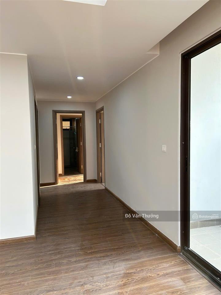 Chuyển nhượng căn hộ udic westlake 168m2, view toàn cảnh ciputra