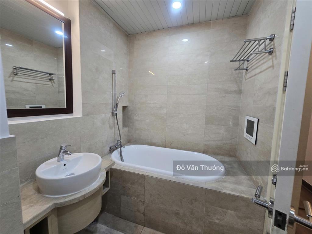Cho thuê cc golden westlake, 26 triệu vnd, 120m2, 2pn, 2wc, full nội thất, tây nam