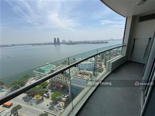 Giá siêu tốt bán căn hộ view toàn bộ hồ tây tầng cao, các phòng nhìn toàn cảnh hồ tây