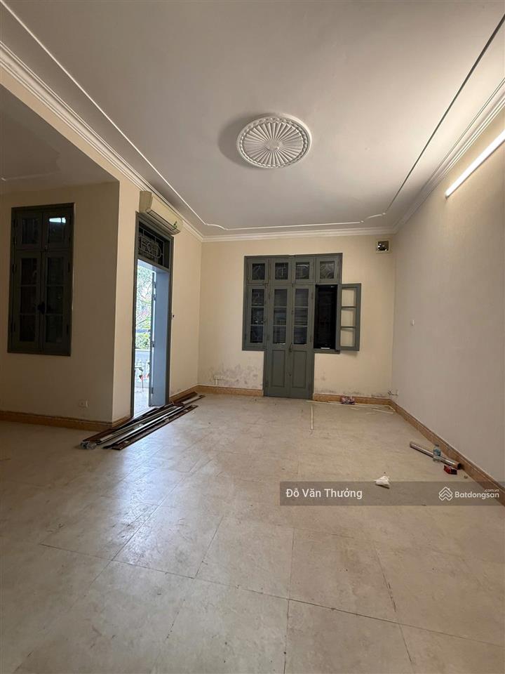 Cho thuê biệt thự mặt phố 271 thụy khuê gần bệnh việ thu cúc,melatec