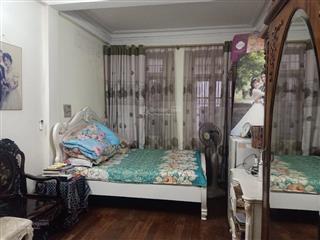 Bán nhà phố quần ngựa, quận ba đình, dân xây chắc chắn, 53m2 x 4 tầng ô tô đỗ cửa, 15,8 tỷ