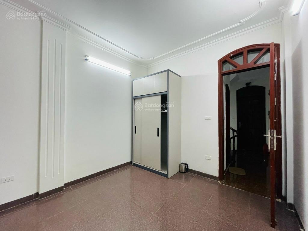 Bán nhà phố trường chinh, phường phương liệt, 55m2 x 5 tầng 4 phòng ngủ, sát phố, 9 tỷ 6