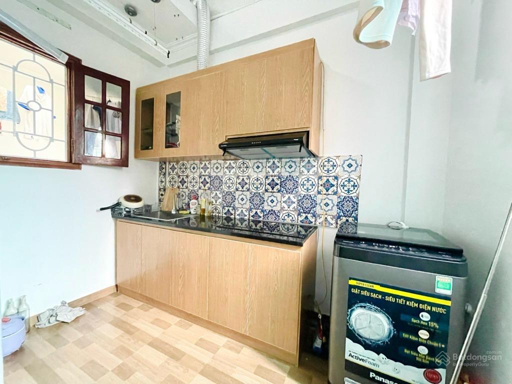 Bán nhà phố trường chinh, phường phương liệt, 55m2 x 5 tầng 4 phòng ngủ, sát phố, 9 tỷ!