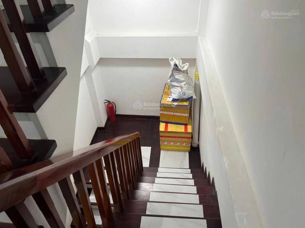 Bán nhà phố trích sài, tây hồ, 46m2 x 5 tầng, ô tô đỗ cửa, view hồ tây, 20m ra mặt phố, 17 tỷ!
