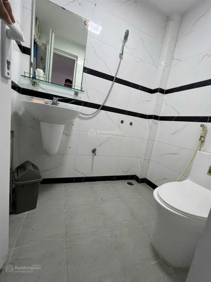 Bán nhà phố trích sài, tây hồ, 46m2 x 5 tầng, ô tô đỗ cửa, view hồ tây, 20m ra mặt phố, 17 tỷ!