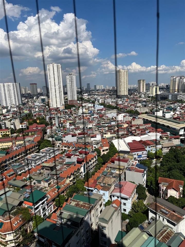 Bán căn hộ chung cư 28a lê trọng tấn, hà đông, 127m2, gồm 3 phòng ngủ, 2 vệ sinh, ở ngay!