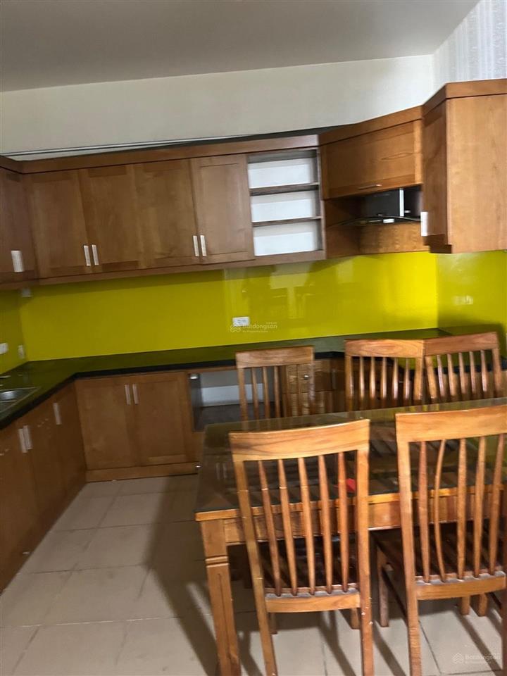 Bán căn hộ chung cư 28a lê trọng tấn, hà đông, 127m2, gồm 3 phòng ngủ, 2 vệ sinh, ở ngay!