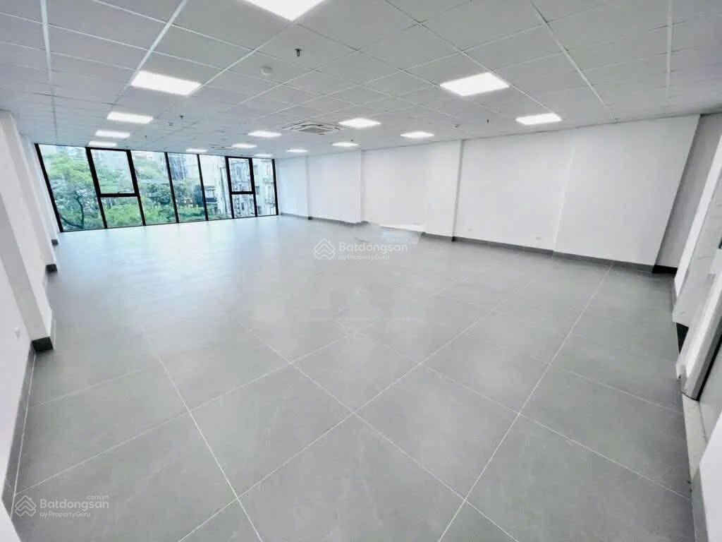 Bán nhà phố trần thái tông, cầu giấy, 132m2 x 9 tầng thang máy, mặt tiền 8,1m, giá 89 tỷ