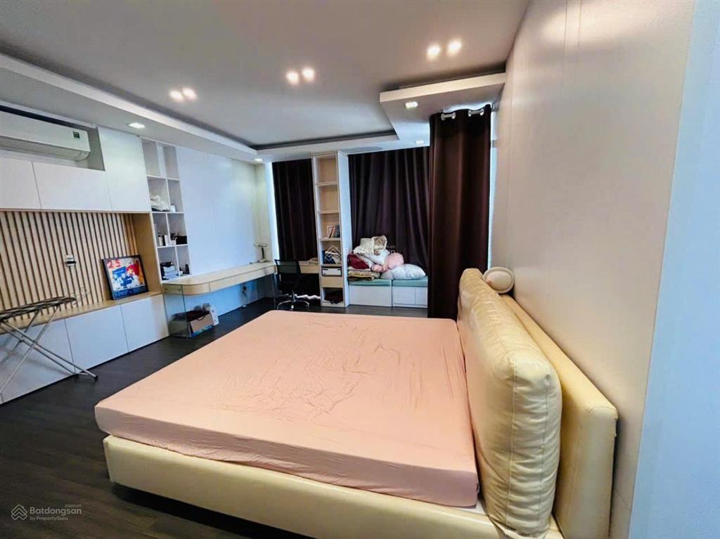 Bán nhà mặt phố lạc long quân, tây hồ, 120m2 x 8 tầng thang máy, mặt tiền 5m, 79 tỷ !!!