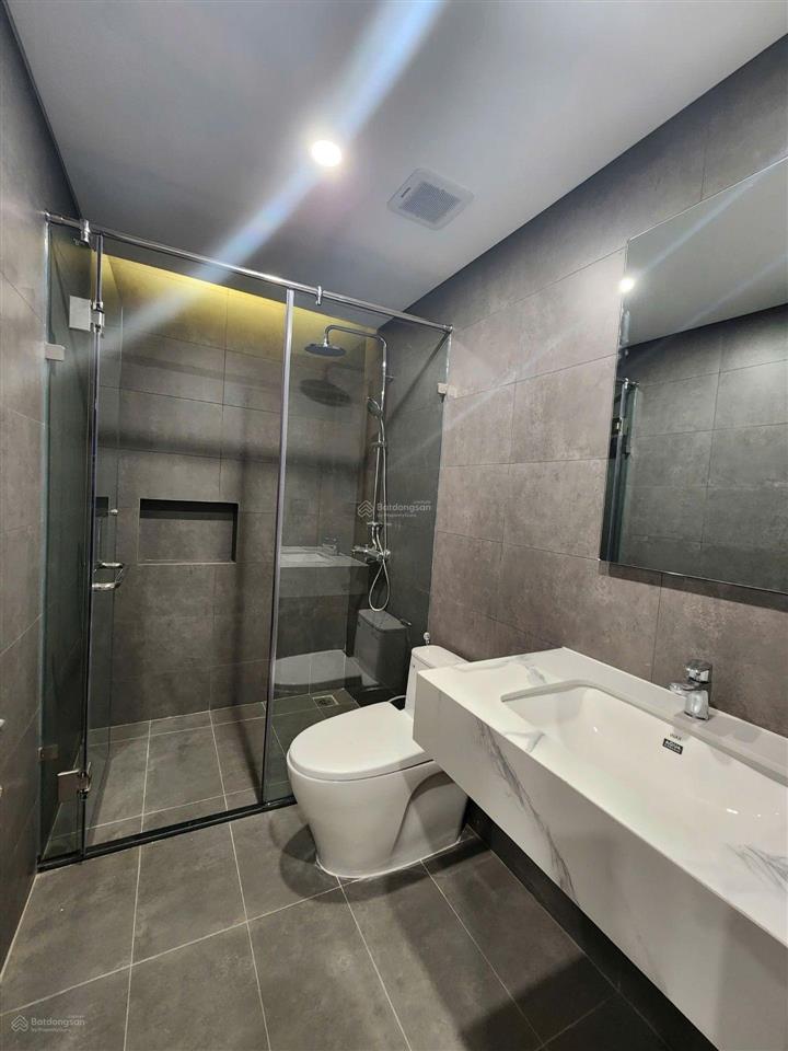 Bán nhà phố võng thị, tây hồ, phân lô ô tô tránh mặt tiền 5,3m, 50m2 x 6 tầng thang máy, 18 tỷ hơn!