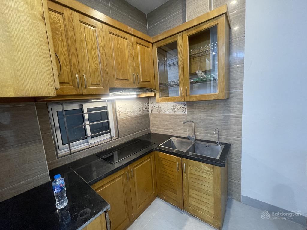 Bán nhà phố đặng văn ngữ, đống đa, ngõ ô tô, gần hồ, 108m2 x 4 tầng, mặt tiền 6,7m, 33 tỷ!