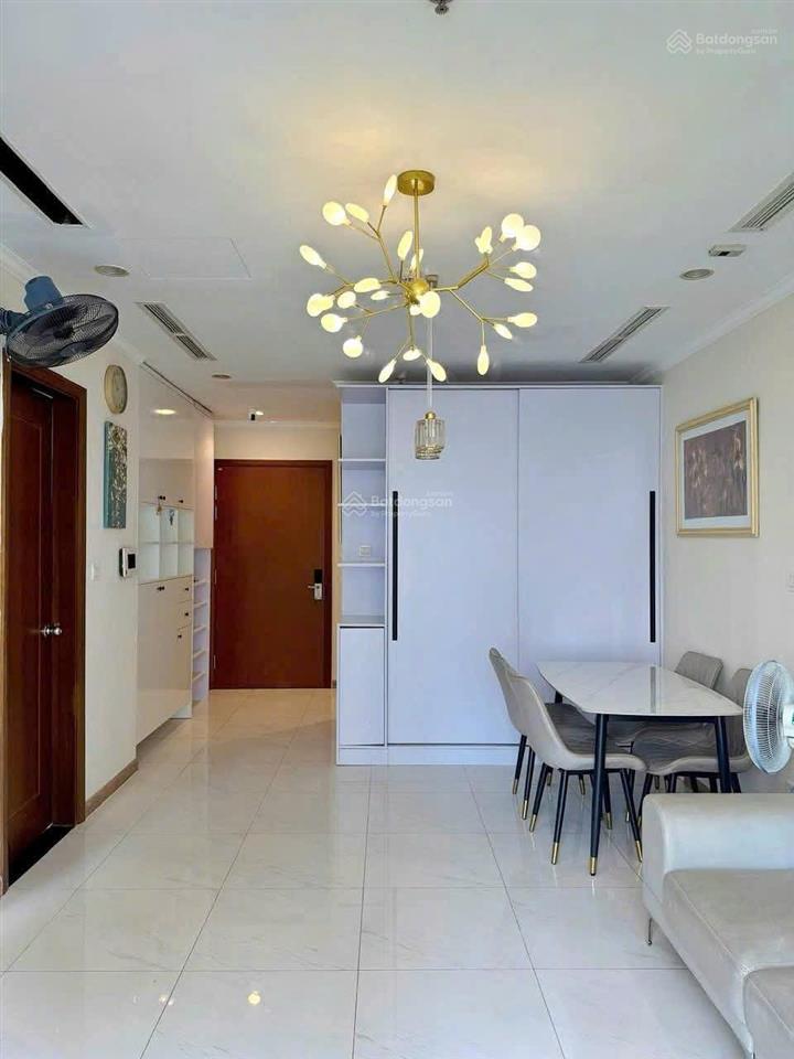 Kẹt tiền chủ nhà cần bán gấp 1 phòng ngủ vinhomes central park giá tốt thị trường