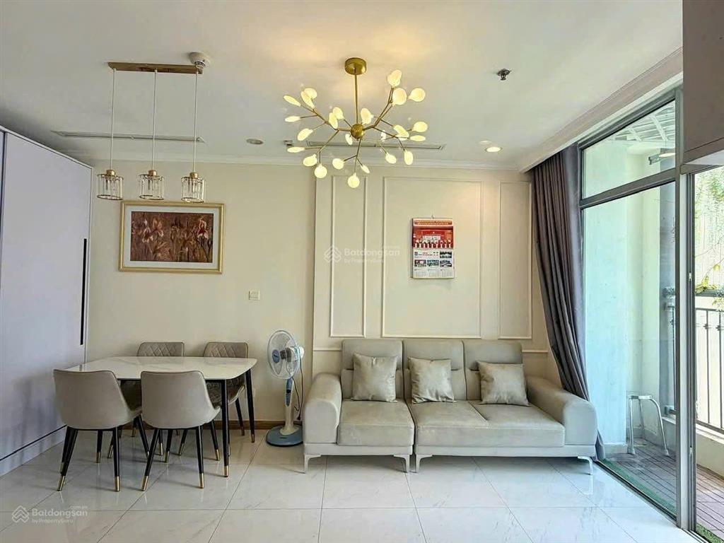 Kẹt tiền chủ nhà cần bán gấp 1 phòng ngủ vinhomes central park giá tốt thị trường