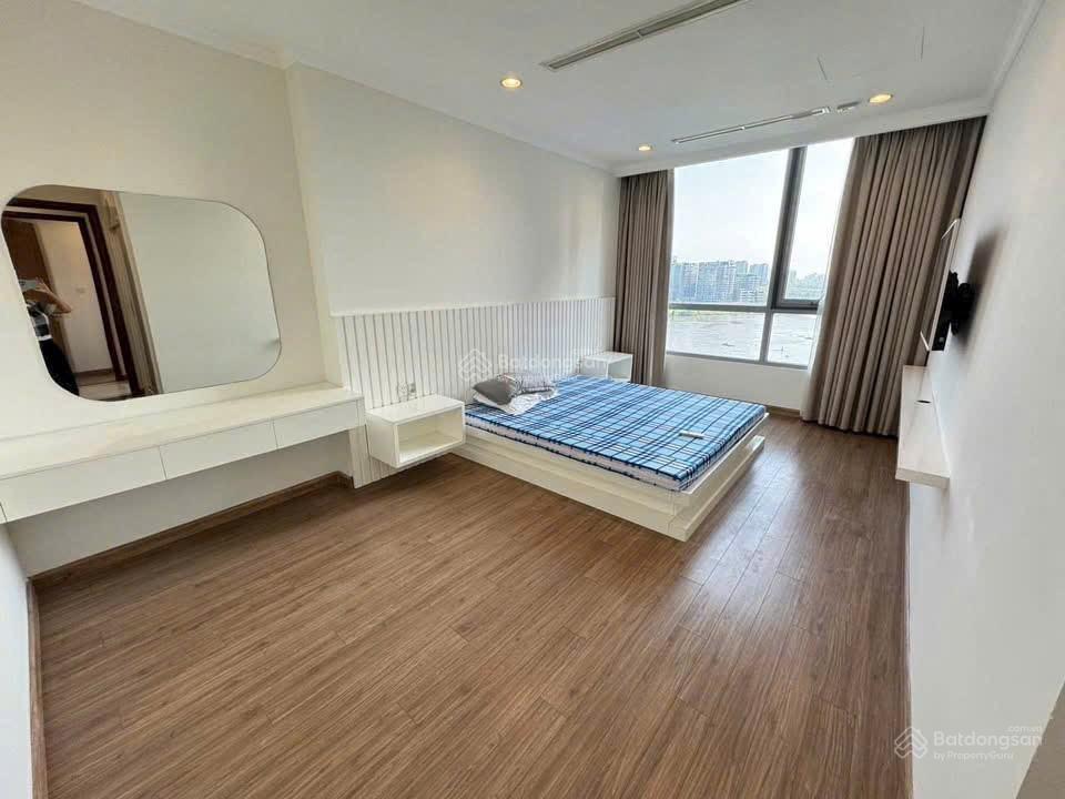 Cho thuê căn hộ vinhomes central park 4pn nội thất cao cấp, giá 55tr/tháng