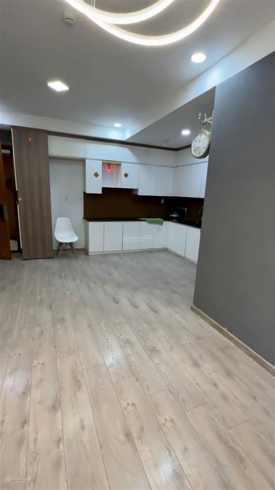 Cho thuê căn hộ felisa 99 bến bình đông, q8. dt 75m², 2pn 11tr.  0901 341 *** phương