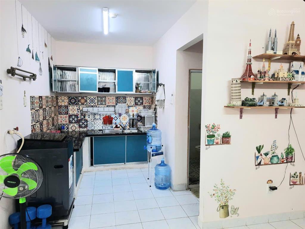 Căn hộ vạn đô đường bến vân đồn, q4. dt 55m², 1pn, 10tr có nội thất.  0901 341 *** phương