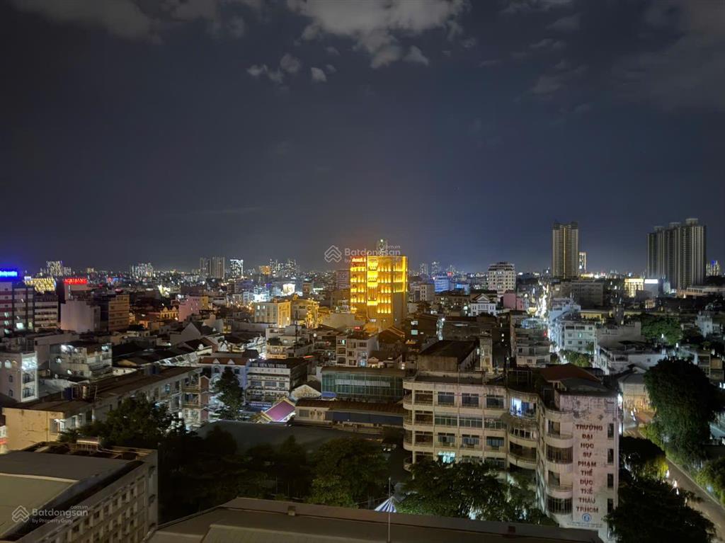 Cho thuê cc tản đà court, 98m2, 3pn, 2wc, full 23tr.  0901 341 *** phương