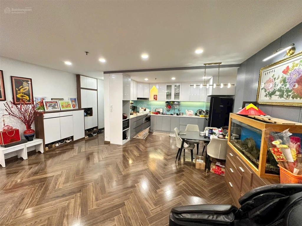 Bán căn hộ giai việt 856 tạ quang bửu p5, 115m2, 2wc, 5,7 tỷ . 0901 341 *** phương