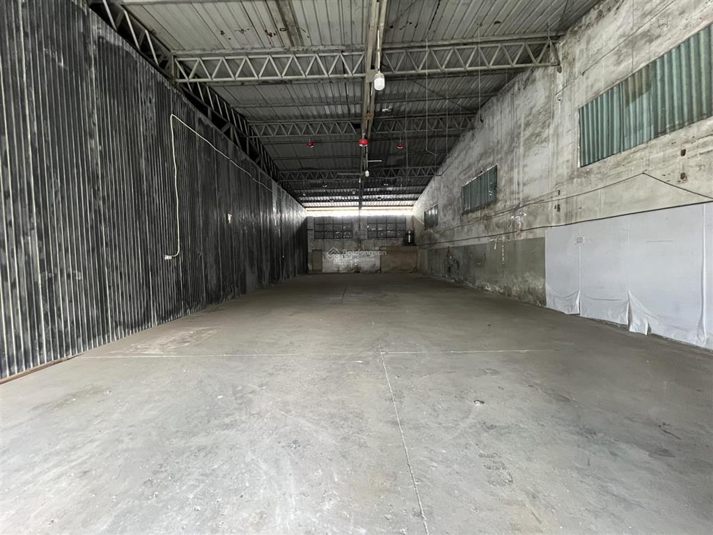 Cho thuê kho, nhà xưởng tại lạc long quân đẹp, nhiều tiện ích, xe công tới cửa.  0919 418 ***