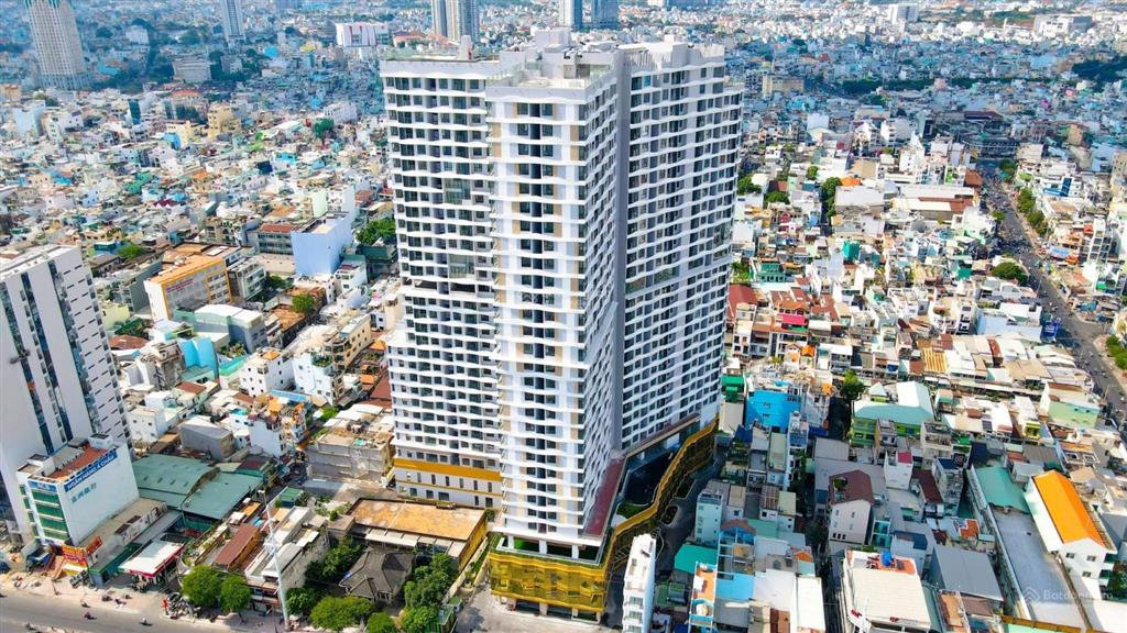 Căn hộ hàng vip cđt hàng nội bộ dhomme quận 6