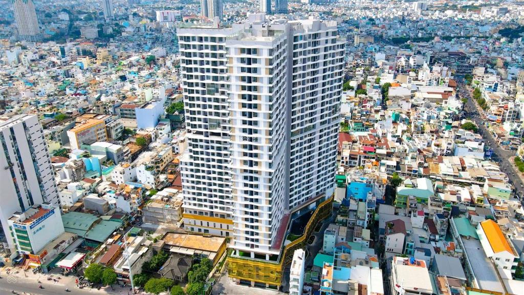 Bán căn 2pn 2vs dhomme đường hồng bàng giá 5,4 tỷ 102% bao gồm hết giấy tờ