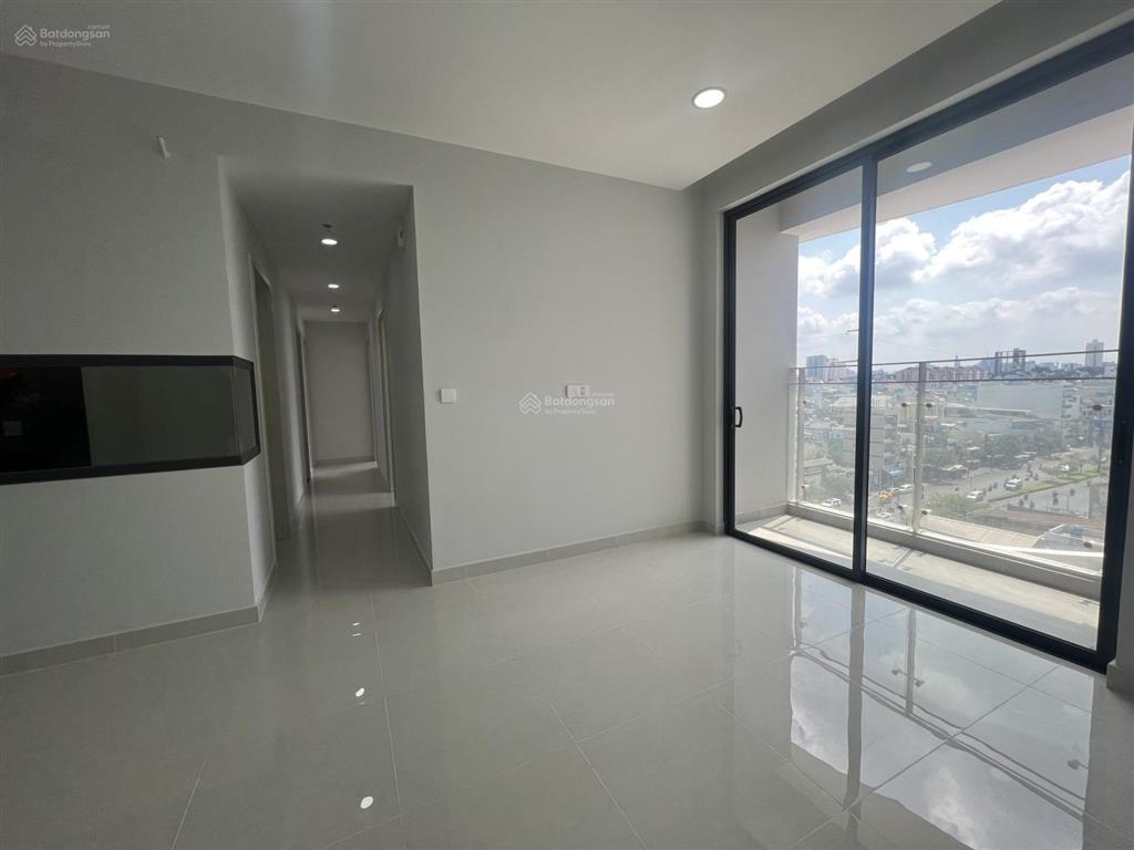 Bán nhanh căn hộ dhomme 2pn 5ty4 giá siêu tốt