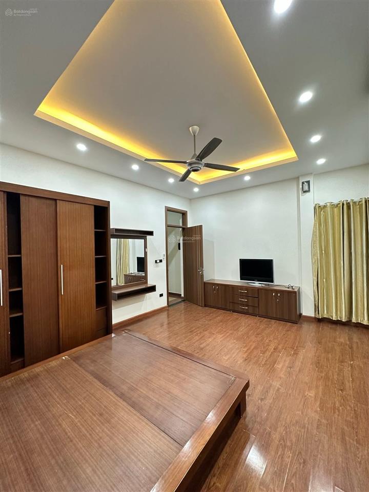 Giá cực tốt! bán nhà giảng võ, vị trí đẹp, diện tích rộng, 96m2*3t, mt 7m, giá 15 tỷ có tl