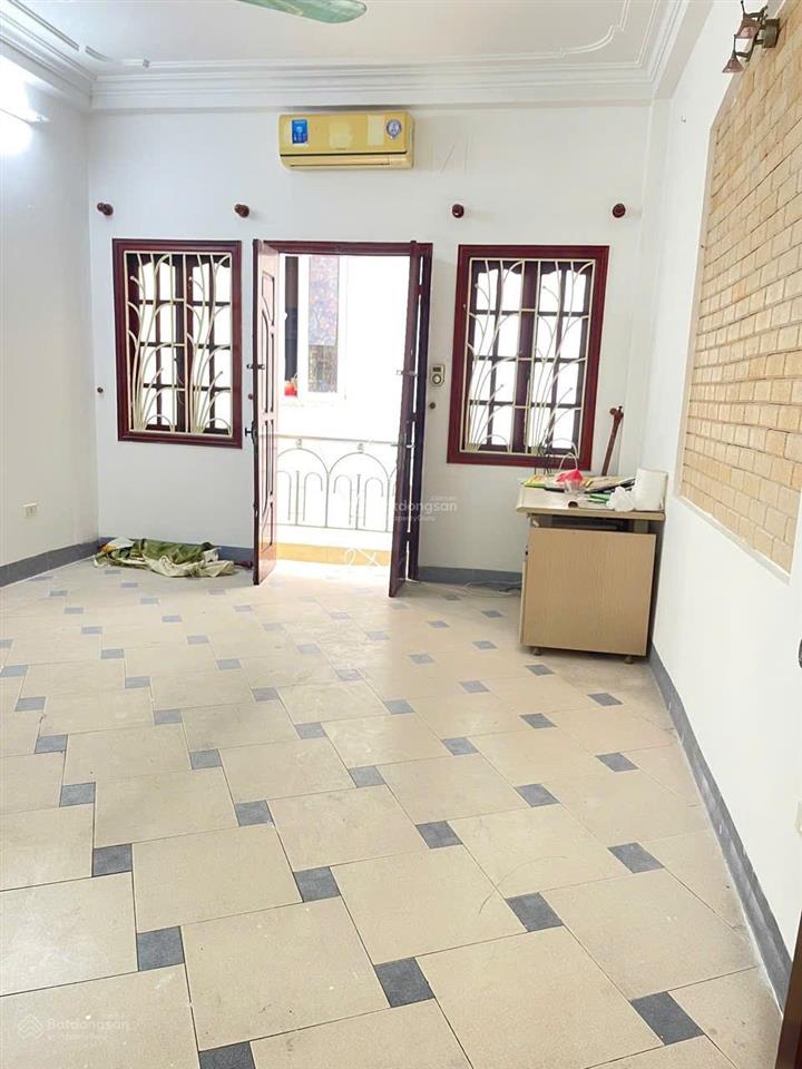 Cho thuê nhà nguyên căn phố thái hà, đống đa, nhà đẹp, diện tích 45m2, 4t, giá 13,5tr/tháng.