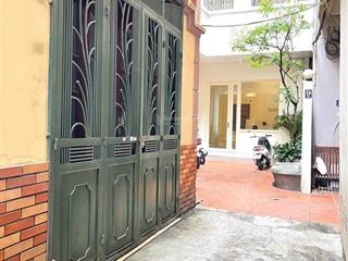 Cho thuê nhà nguyên căn phố thái hà, đống đa, nhà đẹp, diện tích 45m2, 4t, giá 13,5tr/tháng.