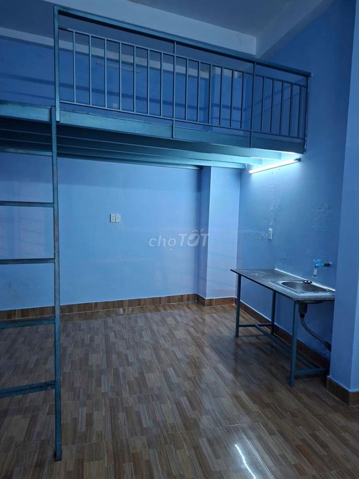 Cho thuê phòng trọ tại Phan Văn Hớn