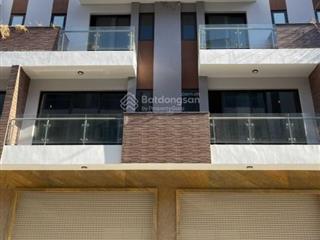 Shophouse hacom mall ninh thuận, ngay quảng trường, hồ điều hoà chỉ 5tỷ. công chứng sang tên nhanh.