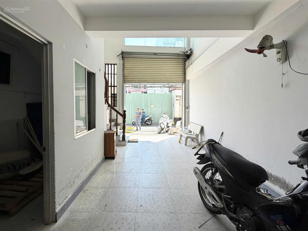 Bán nhà hẻm cách tầm vu, hẻm oto có sẵn phòng cho thuê, giá 12,6 tỷ