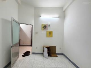 Bán nhà hẻm cách tầm vu hẻm oto có sẵn phòng cho thuê, giá 12,6 tỷ